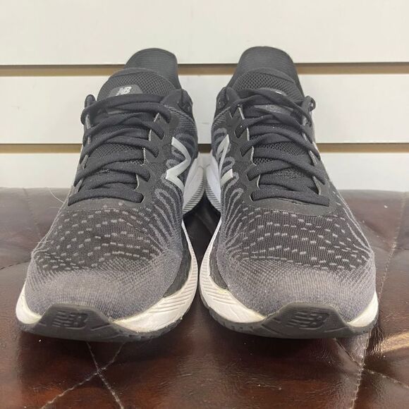 New Balance Fresh Foam 860v11 Women's Running Shoes Size 8 B Black - Picture 3 of 9